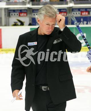 Erste Bank Eishockey Bundesliga. VSV gegen Alba Volan Fetiva. Trainer Greg Holst (VSV). Villach, am 27.9.2007.
Foto: Kuess
---
pressefotos, pressefotografie, kuess, qs, qspictures, sport, bild, bilder, bilddatenbank