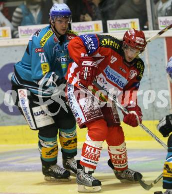 Eishockey Bundesliga. KAC gegen EHC Liwest Linz. Warren Norris (KAC), Gerd Gruber (Linz). Klagenfurt, am 28.9.2007.
Foto: Kuess
---
pressefotos, pressefotografie, kuess, qs, qspictures, sport, bild, bilder, bilddatenbank