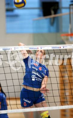 Volleyball MEVZA. ATSC Wildcats gegen Mladost Zagreb. Katharina Grafenauer (Wildcats). Klagenfurt, am 29.9.2007.
Foto: Kuess
---
pressefotos, pressefotografie, kuess, qs, qspictures, sport, bild, bilder, bilddatenbank