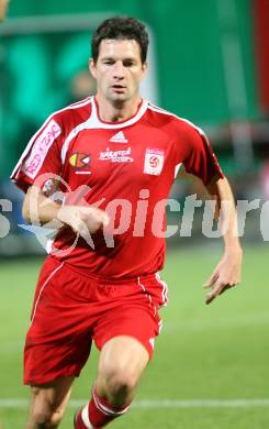 Fussball Red Zac. FC Kaernten gegen FC Gratkorn. Ronald Brunmayr (FCK). Klagenfurt, am 28.9.2007.
Foto: Kuess
---
pressefotos, pressefotografie, kuess, qs, qspictures, sport, bild, bilder, bilddatenbank