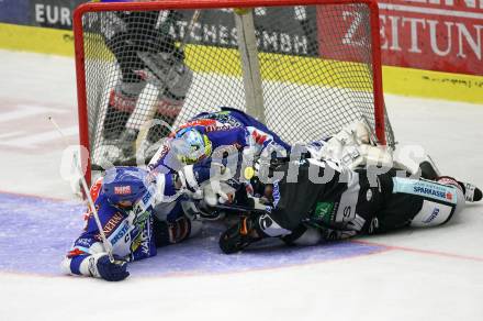 Erste Bank Eishockey Bundesliga. VSV gegen Graz 99ers. Mike Stewart, Gerd Prohaska (VSV), Jan Ivo (Graz). Villach, am 30.9.2007.
Foto: Kuess 
---
pressefotos, pressefotografie, kuess, qs, qspictures, sport, bild, bilder, bilddatenbank