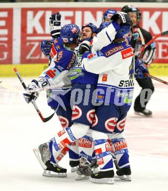 Erste Bank Eishockey Bundesliga. VSV gegen Graz 99ers. Torjubel (VSV). Villach, am 30.9.2007.
Foto: Kuess 
---
pressefotos, pressefotografie, kuess, qs, qspictures, sport, bild, bilder, bilddatenbank