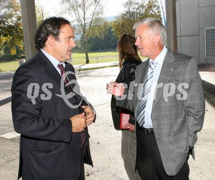 FUSSBALL - EURO 2008, Europameisterschaft, Besichtigung des Woerthersee Stadions. Michel Platini (Praesident, UEFA), Dr. Thomas Partl (Praesidenten des Kaerntner Fußballverbandes). Klagenfurt, 1.10.2007
Foto: Kuess  
---
pressefotos, pressefotografie, kuess, qs, qspictures, sport, bild, bilder, bilddatenbank