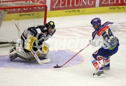 Erste Bank Eishockey Bundesliga. VSV gegen Graz 99ers. Dany Bousquet (VSV) verwertet den entscheidenden Penalty. Claus Dalpiaz (Graz). Villach, am 30.9.2007.
Foto: Kuess 
---
pressefotos, pressefotografie, kuess, qs, qspictures, sport, bild, bilder, bilddatenbank