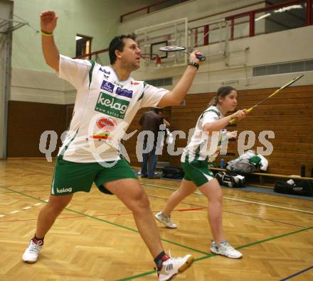 Badminton Bundesliga. ASKOE Kelag Kaernten. Mixed Doppel. Peter Kreulitsch, Belinda Heber. Klagenfurt, am 4.10.2007.
Foto: Kuess
---
pressefotos, pressefotografie, kuess, qs, qspictures, sport, bild, bilder, bilddatenbank