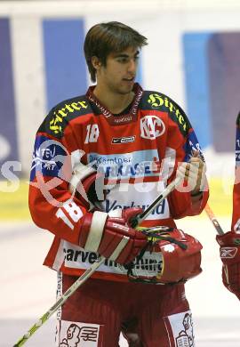 Erste Bank Eishockey Bundesliga. KAC gegen VSV. Martin Schumnig (KAC). Klagenfurt, am 4.10.2007.
Foto: Kuess
---
pressefotos, pressefotografie, kuess, qs, qspictures, sport, bild, bilder, bilddatenbank