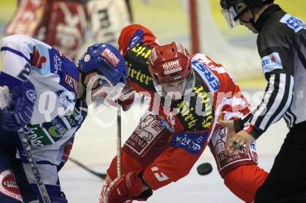 Erste Bank Eishockey Bundesliga. KAC gegen VSV. Christian Ban (KAC), Gerd Acker (VSV). Klagenfurt, am 4.10.2007.
Foto: Kuess
---
pressefotos, pressefotografie, kuess, qs, qspictures, sport, bild, bilder, bilddatenbank