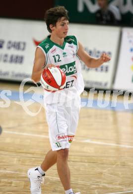 Basketball Bundesliga. Woerthersee Piraten gegen Team Swans Gmunden. Sebastian Schaal (Piraten). Klagenfurt, am 6.10.2007.
Foto: Kuess
---
pressefotos, pressefotografie, kuess, qs, qspictures, sport, bild, bilder, bilddatenbank