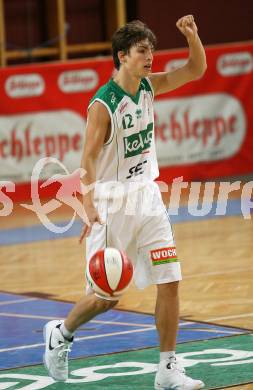 Basketball Bundesliga. Woerthersee Piraten gegen Team Swans Gmunden. Sebastian Schaal (Piraten). Klagenfurt, am 6.10.2007.
Foto: Kuess
---
pressefotos, pressefotografie, kuess, qs, qspictures, sport, bild, bilder, bilddatenbank