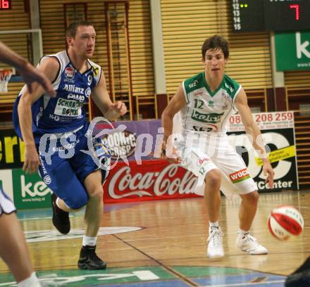 Basketball Bundesliga. Woerthersee Piraten gegen Team Swans Gmunden. Sebastian Schaal (Piraten), Peter Huetter (Gmunden). Klagenfurt, am 6.10.2007.
Foto: Kuess
---
pressefotos, pressefotografie, kuess, qs, qspictures, sport, bild, bilder, bilddatenbank