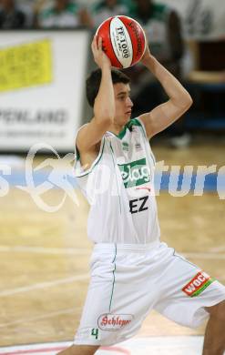 Basketball Bundesliga. Woerthersee Piraten gegen Team Swans Gmunden. Martin Breithuber (Piraten). Klagenfurt, am 6.10.2007.
Foto: Kuess
---
pressefotos, pressefotografie, kuess, qs, qspictures, sport, bild, bilder, bilddatenbank