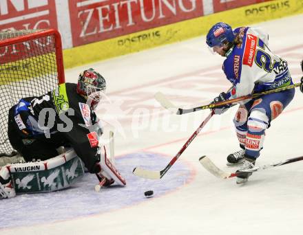 Erste Bank Eishockey Bundesliga. VSV gegen Innsbruck. Wolfgang Kromp (VSV), Seamus Kotyk (Innsbruck). Klagenfurt, am 7.10.2007.
Foto: Kuess 
---
pressefotos, pressefotografie, kuess, qs, qspictures, sport, bild, bilder, bilddatenbank