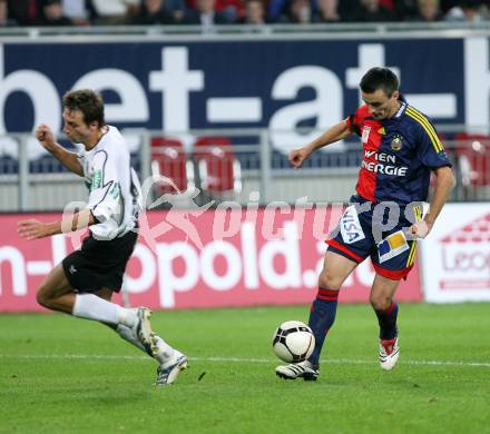 Fussball Bundesliga. SK Austria kaernten gegen Rapid Wien. Wolfgang Bubenik, (Kaernten), Mario Bazina (Rapid). Klagenfurt, am 7.10.2007.
Foto: Kuess
---
pressefotos, pressefotografie, kuess, qs, qspictures, sport, bild, bilder, bilddatenbank