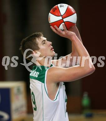 Basketball Bundesliga. Woerthersee Piraten gegen Team Swans Gmunden. Rasid Mahalbasic (Piraten). Klagenfurt, am 6.10.2007.
Foto: Kuess
---
pressefotos, pressefotografie, kuess, qs, qspictures, sport, bild, bilder, bilddatenbank