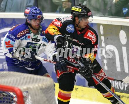 Erste Bank Eishockey Bundesliga. VSV gegen Vienna Capitals. Wolfgang Kromp (VSV), Alexander Hoeller (Caps). Villach, am 9.10.2007.
Foto: Kuess 
---
pressefotos, pressefotografie, kuess, qs, qspictures, sport, bild, bilder, bilddatenbank