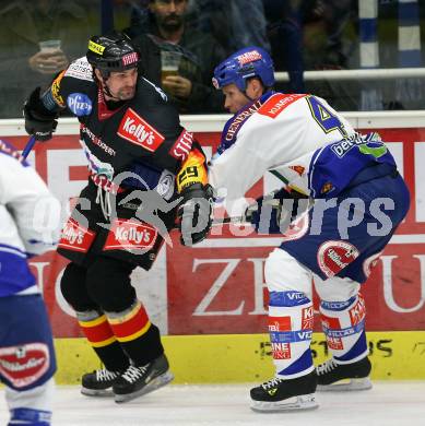 Erste Bank Eishockey Bundesliga. VSV gegen Vienna Capitals. Mike Stewart (VSV), Sean Selmser (Caps). Villach, am 9.10.2007.
Foto: Kuess 
---
pressefotos, pressefotografie, kuess, qs, qspictures, sport, bild, bilder, bilddatenbank