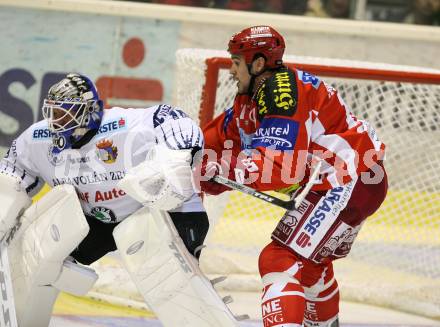 Erste Bank Eishockey Bundesliga. KAC gegen Alba Volan. Warren Norris (KAC), Zoltan Hetenyi  (Alba Volan). Klagenfurt, am 9.10.2007.
Foto: Kuess
---
pressefotos, pressefotografie, kuess, qs, qspictures, sport, bild, bilder, bilddatenbank