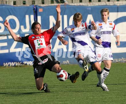 Fussball Regionalliga Mitte. SAK gegen WAC-St. Andrae.  Christian Kraiger, Thomas Reichhold (SAK), Zeljko Simic (St. Andrae).  Klagenfurt, 13.10.2007
Foto: Kuess
---
pressefotos, pressefotografie, kuess, qs, qspictures, sport, bild, bilder, bilddatenbank