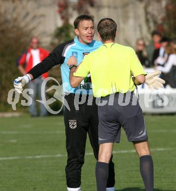 Fussball Regionalliga Mitte. SAK gegen WAC-St. Andrae.  Roland Goriupp (St. Andrae), Schiedsrichter.  Klagenfurt, 13.10.2007
Foto: Kuess
---
pressefotos, pressefotografie, kuess, qs, qspictures, sport, bild, bilder, bilddatenbank