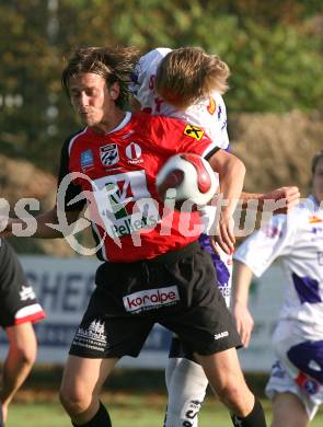 Fussball Regionalliga Mitte. SAK gegen WAC-St. Andrae.  Christian Kraiger (SAK), Zeljko Simic (St. Andrae).  Klagenfurt, 13.10.2007
Foto: Kuess
---
pressefotos, pressefotografie, kuess, qs, qspictures, sport, bild, bilder, bilddatenbank