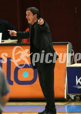 Basketball Bundesliga. Woerthersee Piraten gegen Team Panthers Fuerstenfeld. Trainer Pit Stahl (Fuerstenfeld). Klagenfurt, am 14.10.2007.
Foto: Kuess
---
pressefotos, pressefotografie, kuess, qs, qspictures, sport, bild, bilder, bilddatenbank