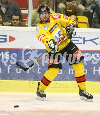 Erste Bank Eishockey Bundesliga. KAC gegen Vienna Capitals. Philippe Lakos (Caps). Klagenfurt, am 19.10.2007.
Foto: Kuess
---
pressefotos, pressefotografie, kuess, qs, qspictures, sport, bild, bilder, bilddatenbank