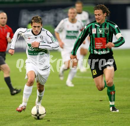 Fussball Bundesliga. SK Austria Kaernten gegen FC Wacker Innsbruck. Zlatko Junuzovic (Kaernten), Florian Mader (Innsbruck). bet at home. Klagenfurt, am 20.10.2007.
Foto: Kuess
---
pressefotos, pressefotografie, kuess, qs, qspictures, sport, bild, bilder, bilddatenbank