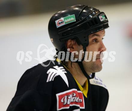 Eishockey Oberliga. EHC Althofen gegen EC SV Spittal. Trevor Bremner (Spittal). Althofen, am 20.10.2007.
Foto: Kuess
---
pressefotos, pressefotografie, kuess, qs, qspictures, sport, bild, bilder, bilddatenbank