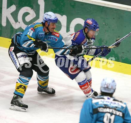 Erste Bank Eishockey Bundesliga. VSV gegen Black Wings Linz.  Roland Kaspitz (VSV), Bard Tiley (Linz). Villach, am 20.10.2007.
Foto: Kuess
---
pressefotos, pressefotografie, kuess, qs, qspictures, sport, bild, bilder, bilddatenbank