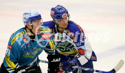 Erste Bank Eishockey Bundesliga. VSV gegen Black Wings Linz. Thomas Raffl (VSV), Gregor Baumgartner (Linz). Villach, am 20.10.2007.
Foto: Kuess
---
pressefotos, pressefotografie, kuess, qs, qspictures, sport, bild, bilder, bilddatenbank