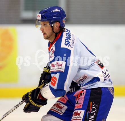 Eishockey Oberliga. ESC Steindorf gegen EC Tarco Woelfe Klagenfurt. Rene Wild (Steindorf). Althofen, am 20.10.2007.
Foto: Kuess
---
pressefotos, pressefotografie, kuess, qs, qspictures, sport, bild, bilder, bilddatenbank