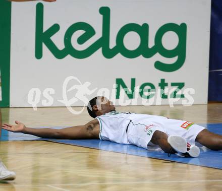 Basketball Bundesliga. Woerthersee Piraten gegen Team Guessing Knights. Melvin Creddle (Piraten). Klagenfurt, am 26.10.2007.
Foto: Kuess
---
pressefotos, pressefotografie, kuess, qs, qspictures, sport, bild, bilder, bilddatenbank