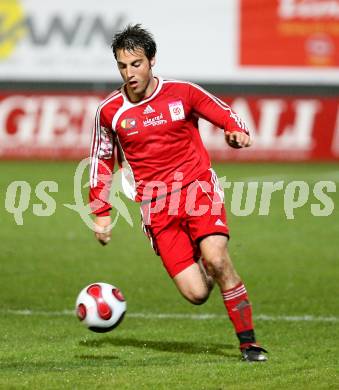 Fussball Red Zac. FC Kaernten gegen Trenkwalder SKS. Helmut Koenig (FCK). Klagenfurt, am 26.10.2007.
Foto: Kuess
---
pressefotos, pressefotografie, kuess, qs, qspictures, sport, bild, bilder, bilddatenbank