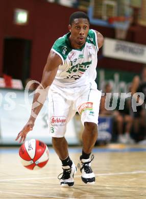 Basketball Bundesliga. Woerthersee Piraten gegen Team Guessing Knights. Melvin Creddle (Piraten). Klagenfurt, am 26.10.2007.
Foto: Kuess
---
pressefotos, pressefotografie, kuess, qs, qspictures, sport, bild, bilder, bilddatenbank