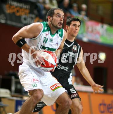 Basketball Bundesliga. Woerthersee Piraten gegen Team Guessing Knights. Joachim Buggelsheim (Piraten), Christoph Knor (Guessing). Klagenfurt, am 26.10.2007.
Foto: Kuess
---
pressefotos, pressefotografie, kuess, qs, qspictures, sport, bild, bilder, bilddatenbank