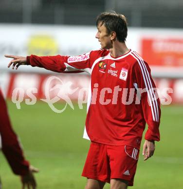 Fussball Red Zac. FC Kaernten gegen Trenkwalder SKS. Michal Kordula (FCK). Klagenfurt, am 26.10.2007.
Foto: Kuess
---
pressefotos, pressefotografie, kuess, qs, qspictures, sport, bild, bilder, bilddatenbank