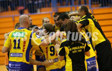 Volleyball Challenge Cup. SK Posojilnica Aich/Dob gegen Generali Haching. Jubel (Aich/Dob). Prevalje, am 27.10.2007.
Foto: Kuess
---
pressefotos, pressefotografie, kuess, qs, qspictures, sport, bild, bilder, bilddatenbank