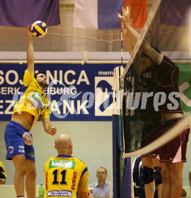 Volleyball Challenge Cup. SK Posojilnica Aich/Dob gegen Generali Haching. David Slatinsek (Aich/Dob). Prevalje, am 27.10.2007.
Foto: Kuess
---
pressefotos, pressefotografie, kuess, qs, qspictures, sport, bild, bilder, bilddatenbank