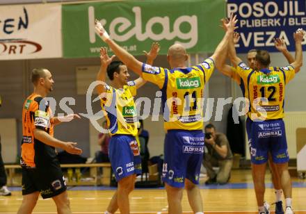 Volleyball Challenge Cup. SK Posojilnica Aich/Dob gegen Generali Haching. Jubel (Aich/Dob). Prevalje, am 27.10.2007.
Foto: Kuess
---
pressefotos, pressefotografie, kuess, qs, qspictures, sport, bild, bilder, bilddatenbank