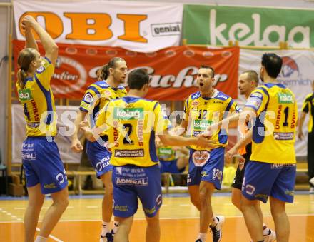 Volleyball Challenge Cup. SK Posojilnica Aich/Dob gegen Generali Haching. Jubel (Aich/Dob). Prevalje, am 27.10.2007.
Foto: Kuess
---
pressefotos, pressefotografie, kuess, qs, qspictures, sport, bild, bilder, bilddatenbank