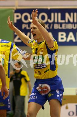 Volleyball Challenge Cup. SK Posojilnica Aich/Dob gegen Generali Haching. Jubel Robin Pelucha (Aich/Dob). Prevalje, am 27.10.2007.
Foto: Kuess
---
pressefotos, pressefotografie, kuess, qs, qspictures, sport, bild, bilder, bilddatenbank