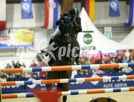 Reiten. Fest der Pferde. Robert Puck (Oesterreich) auf Real eagle. Klagenfurt, am 28.10.2007.
Foto: Kuess
---
pressefotos, pressefotografie, kuess, qs, qspictures, sport, bild, bilder, bilddatenbank