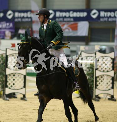 Reiten. Fest der Pferde. Dieter Koefler (Oesterreich). Klagenfurt, am 28.10.2007.
Foto: Kuess
---
pressefotos, pressefotografie, kuess, qs, qspictures, sport, bild, bilder, bilddatenbank