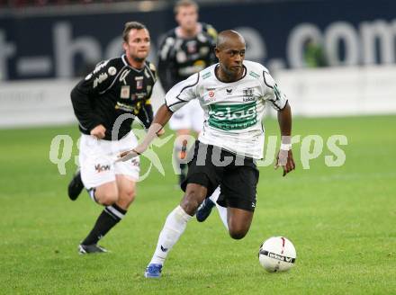 Fussball Bundesliga. T-Mobile. SK Austria Kaernten gegenCashpoint SCR Altach. Alexandre Da Silva Chiqhinho (Kaernten), Kai Schoppitsch (Altach). Klagenfurt, am 31.10.2007.
Foto: Kuess
---
pressefotos, pressefotografie, kuess, qs, qspictures, sport, bild, bilder, bilddatenbank