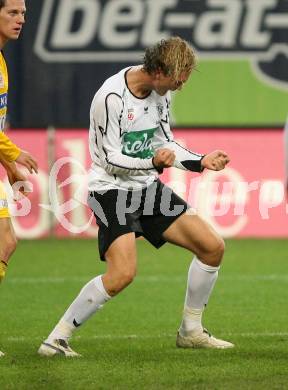 Fussball Bundesliga. T-Mobile. SK Austria Kaernten gegen SK Puntigamer Sturm Graz. Lukas Moessner aergert sich ueber eine vergebene Chance (Kaernten). Klagenfurt, am 3.11.2007.
Foto: Kuess
---
pressefotos, pressefotografie, kuess, qs, qspictures, sport, bild, bilder, bilddatenbank