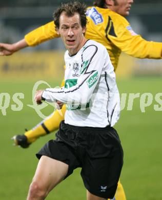 Fussball Bundesliga. T-Mobile. SK Austria Kaernten gegen SK Puntigamer Sturm Graz. Gerald Krajic (Kaernten). Klagenfurt, am 3.11.2007.
Foto: Kuess
---
pressefotos, pressefotografie, kuess, qs, qspictures, sport, bild, bilder, bilddatenbank