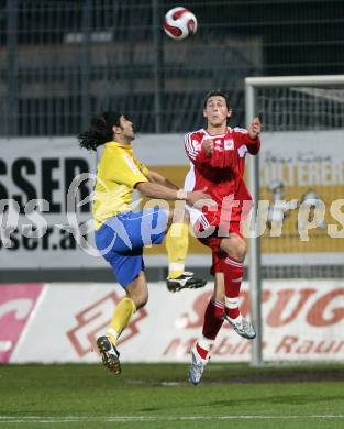 Fussball Red Zac Liga. FC Kaernten gegen FC Lustenau. Manuel Wallner (FCK), Rodrigues Vilmar Da Cunha (Lustenau). Klagenfurt, am 2.11.2007.
Foto: Kuess
---
pressefotos, pressefotografie, kuess, qs, qspictures, sport, bild, bilder, bilddatenbank