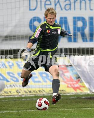 Fussball Red Zac Liga. FC Kaernten gegen FC Lustenau. Christian Dobnik (FCK). Klagenfurt, am 2.11.2007.
Foto: Kuess
---
pressefotos, pressefotografie, kuess, qs, qspictures, sport, bild, bilder, bilddatenbank