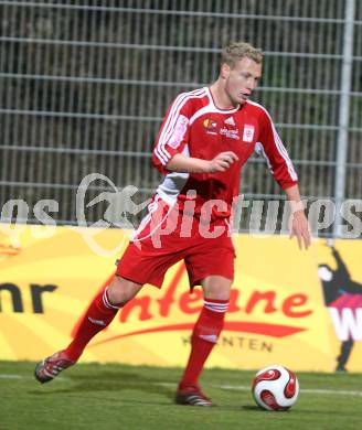 Fussball Red Zac Liga. FC Kaernten gegen FC Lustenau. Michael Miksits (FCK). Klagenfurt, am 2.11.2007.
Foto: Kuess
---
pressefotos, pressefotografie, kuess, qs, qspictures, sport, bild, bilder, bilddatenbank