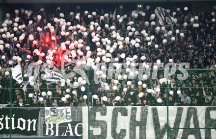 Fussball Bundesliga. T-Mobile. SK Austria Kaernten gegen SK Puntigamer Sturm Graz, Grazer Fansektor. Klagenfurt, am 3.11.2007.
Foto: Kuess
---
pressefotos, pressefotografie, kuess, qs, qspictures, sport, bild, bilder, bilddatenbank